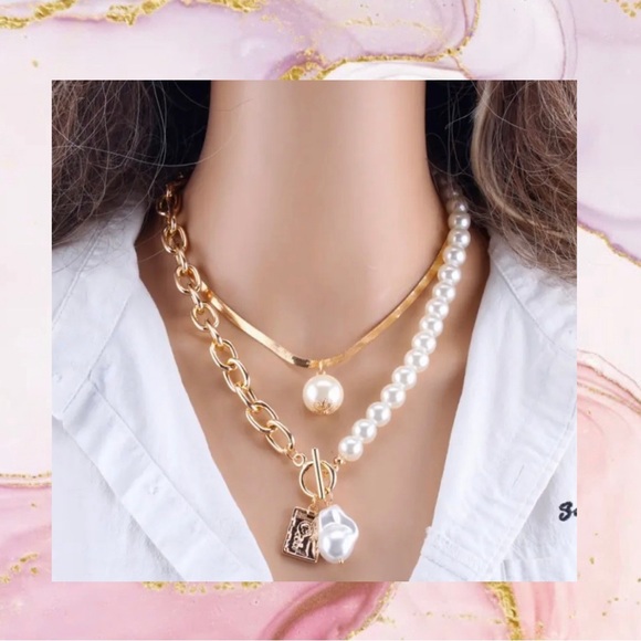 🤍🆕 NWOT Trendy Pearl Gold Fusion Layered Necklace - Picture 2 of 5